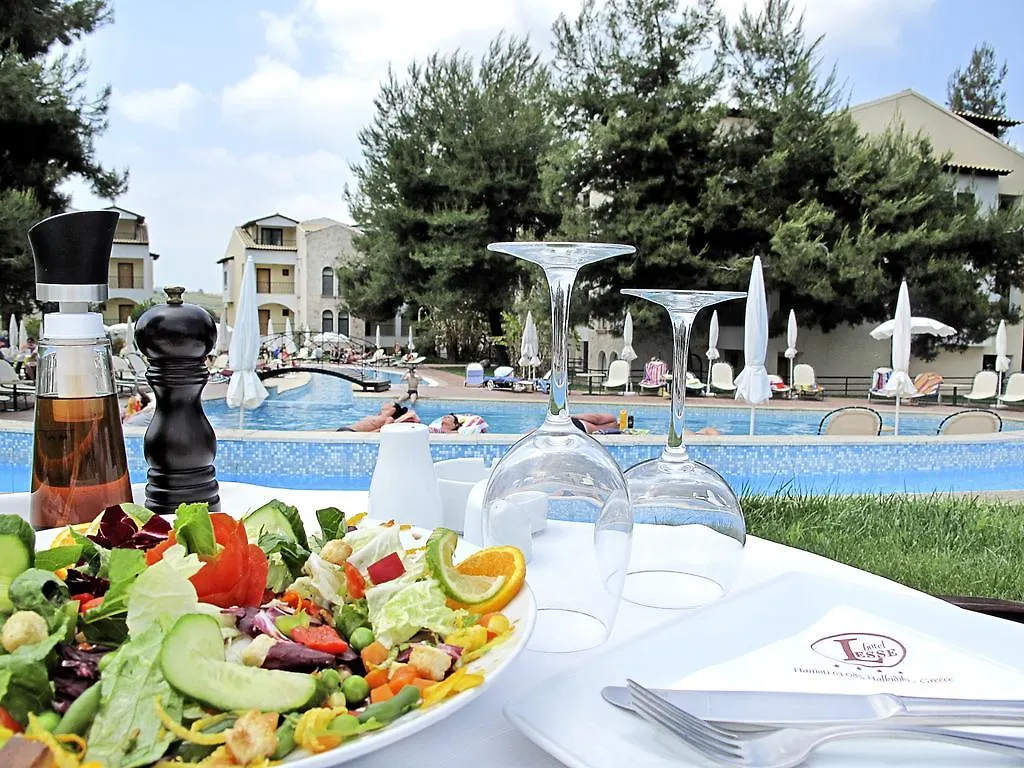 Lesse Hotel Chalkidiki 4*,