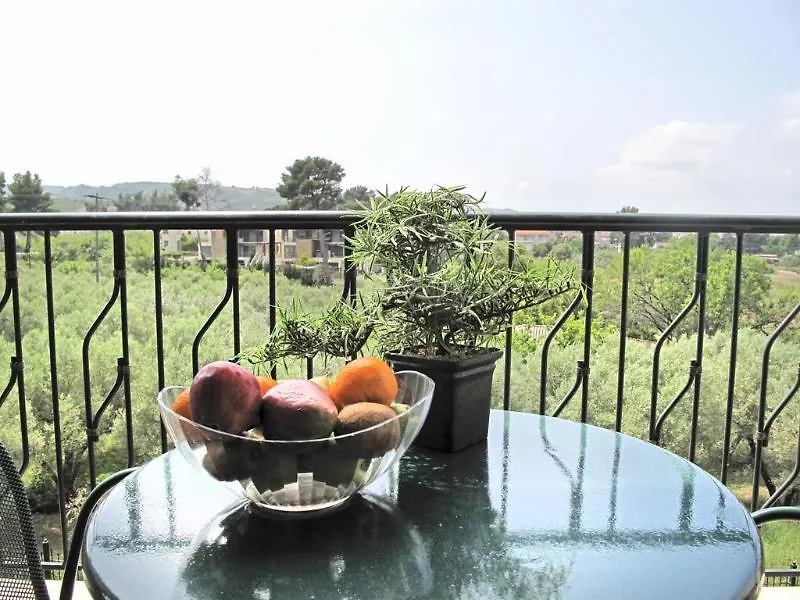 Lesse Hotel Chalkidiki