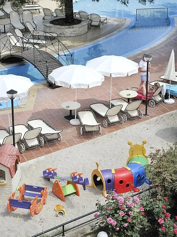 Lesse Hotel Χαλκιδική